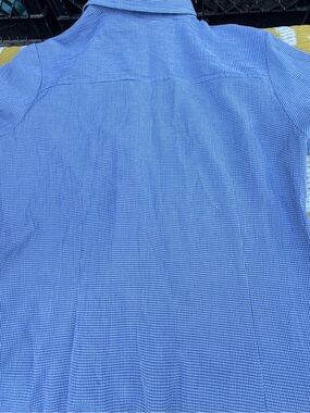 Blue Women’s Short-Sleeve Collared Top